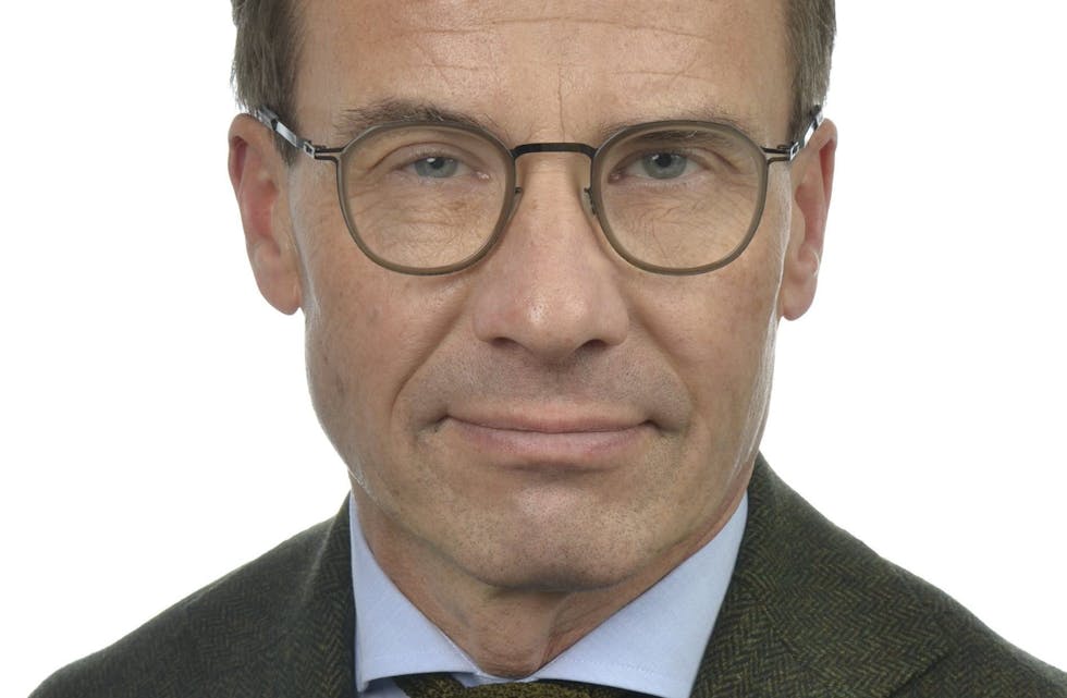 Sveriges nye statsminister Ulf Kristersson (M) lover strømstøtte for svenskene fra 1. november.