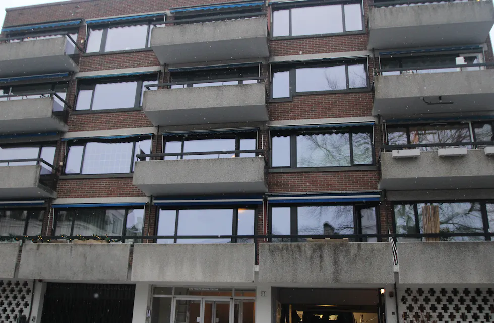 Sameiet Torstrupsgate 19 på Frogner i Oslo sparte halve kostnaden med vindusbytte (besparelse på ca. 1,5 mill), ved å velge ombruk av karmer/rammer ved z-clix vindusoppgradering. Foto: Energinytt24