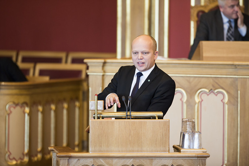 Leder i Senterpartiet, Trygve Slagsvold Vedum, under fremlegging av statsbudsjett 2017 da partiet var i opposisjon. Bildet ble tatt 6. oktober 2016. Foto: Stortinget