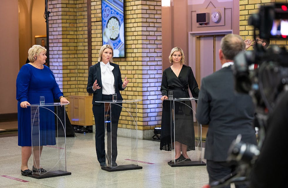 Statsminister Erna Solberg (H), Sylvi Listhaug (FrP) og Guri Melby (V) under partilederrunden på Stortinget under valgnatt 2021.