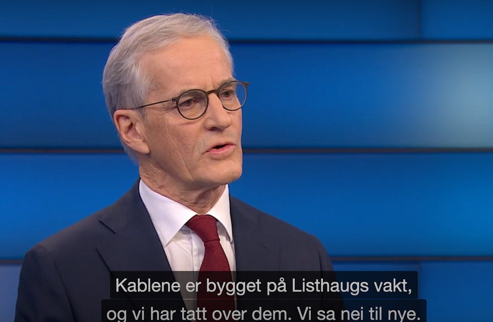 Jonas Gahr Støre har nå gjort Frp til AP sin hovedmotstander ved kommende stortingsvalg. Her fra Debatten på NRK i forrige uke, da han la skylda for utenlandskablene på sin meddebattant Sylvi Listhaug (Frp). Foto: NRK Skjermdump